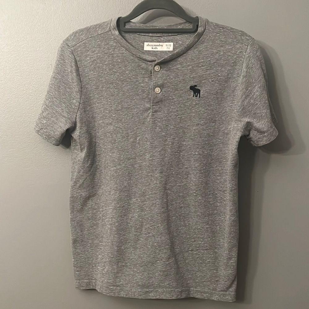 Boys Abercrombie Essential Icon Henley tee.